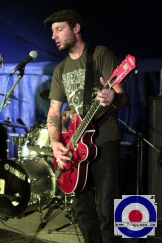 Brewed + Bottled (D) Mighty Sounds Festival - Tabor (CZ) - Metropolis Live Stage - 17. Juli 2009 (6).JPG